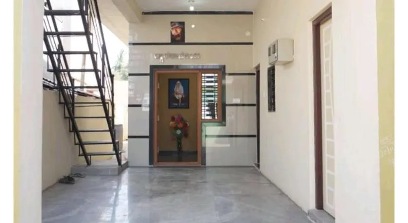 Dwaraka Dharma Stay - Image 1