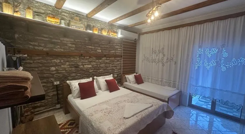 Ahmetaj Guest House - Image 1