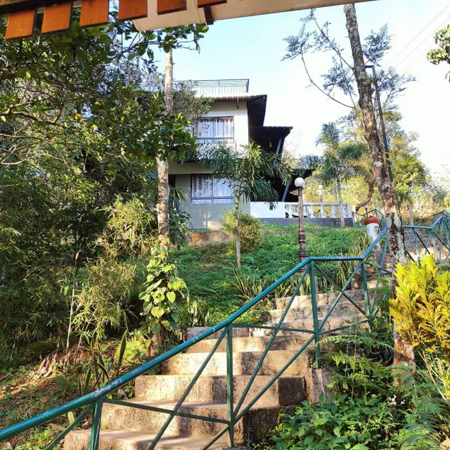 Lux le mount resort - Image 1