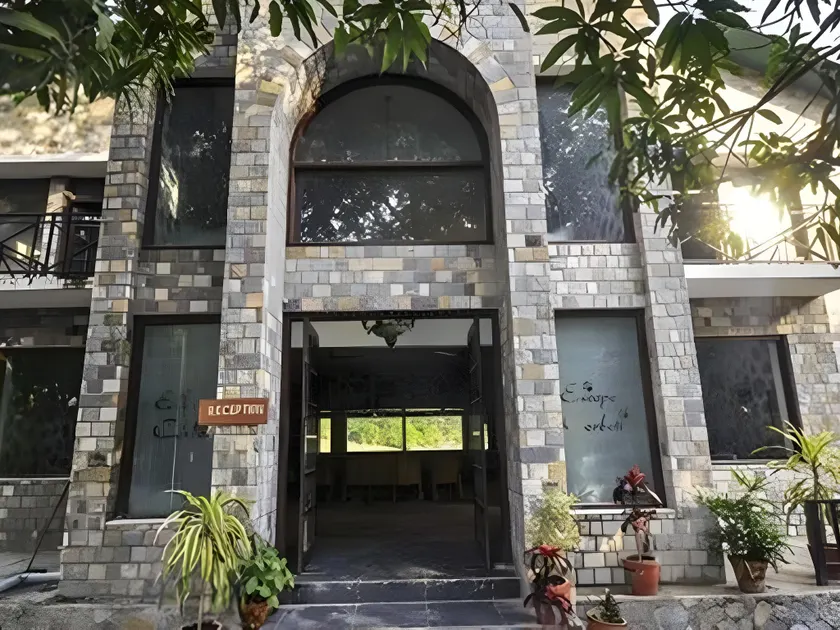 Pratiksha River Retreat - Image 1