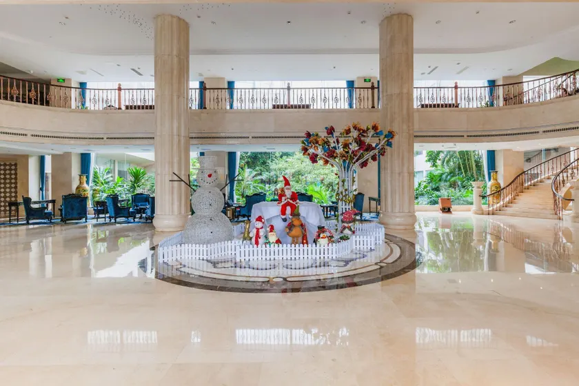 Century Palace Hotel - Image 1