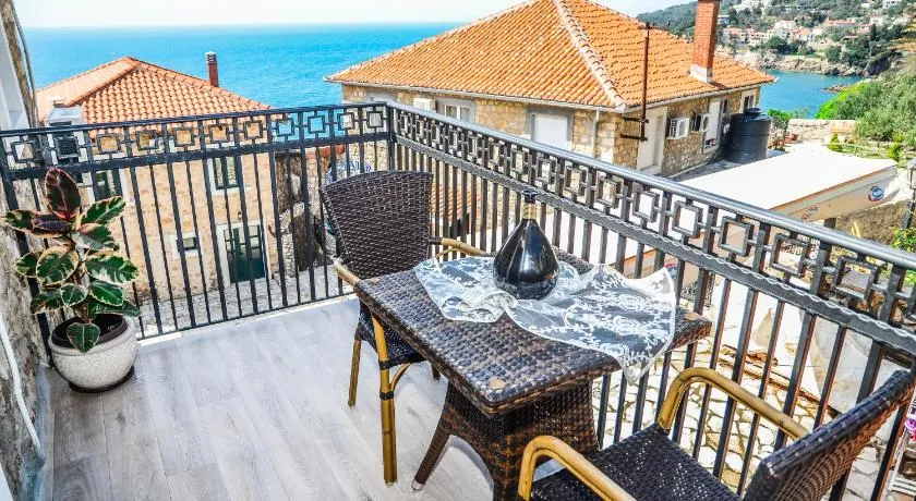 Guest House Alea - Image 1