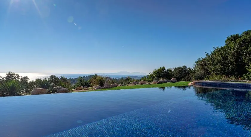 Luxury Villa Galapagos Hvar Town - Image 1