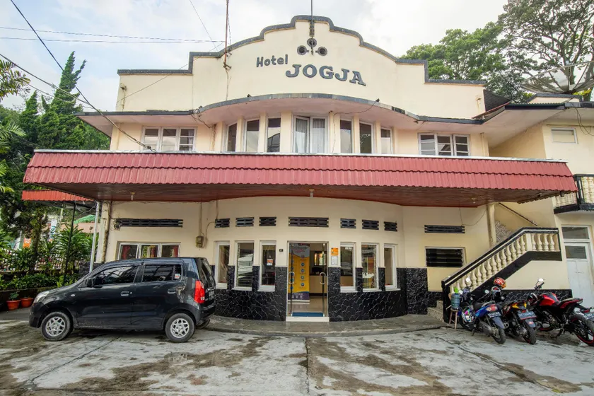 Hotel Jogja Bukittinggi - Image 1