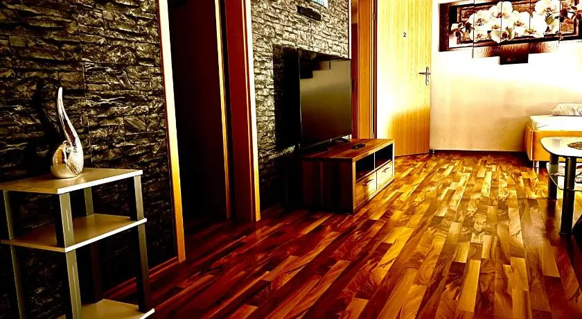 DreamHouse Rooms-Apartments - Image 1