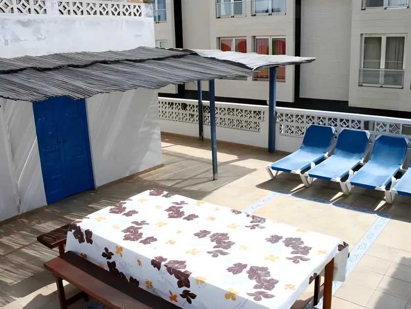 Sol y Mar Surf Camp - Image 1