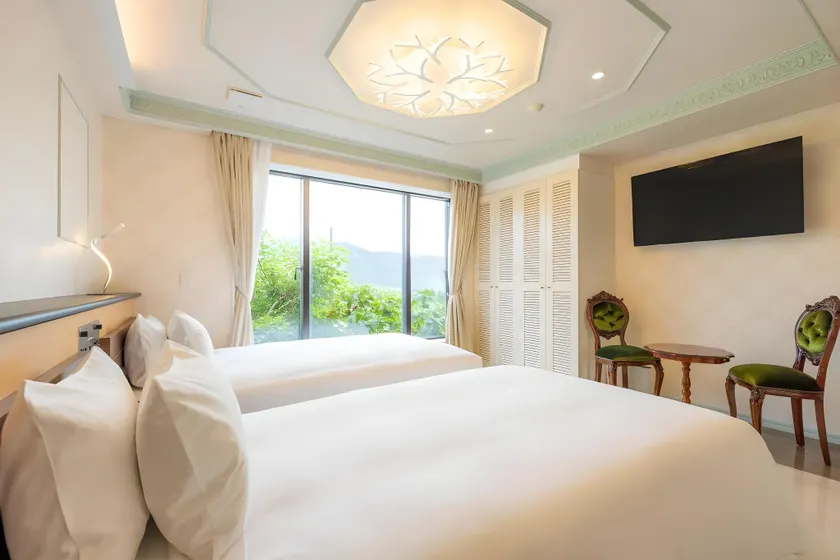 Hachijo View Hotel - Image 1
