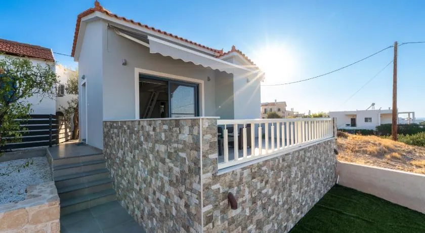 Nikoli House with Jacuzzi - Image 1
