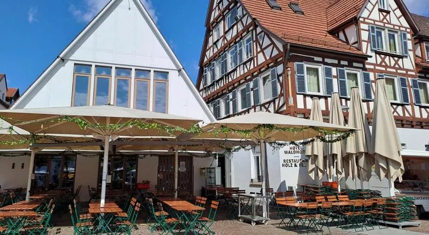 Stadthotel Waldhorn - Image 1