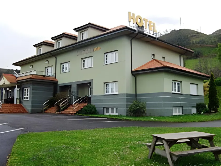 Hotel San Jorge - Image 1
