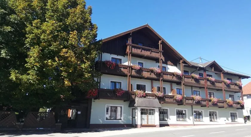 Hotel&Wirtshaus Sonne - Image 1