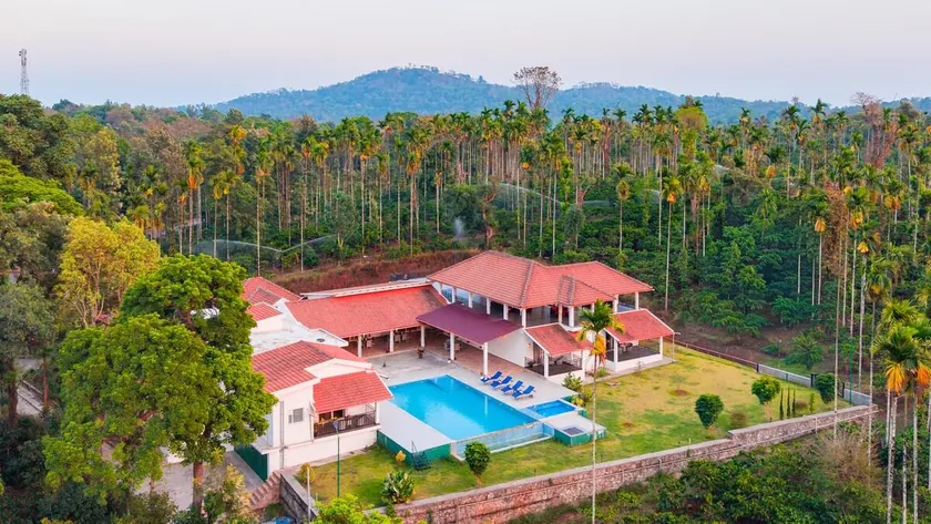 ELIVAAS, Tranquility, Coorg 5-BHK pet-friendly - Image 1