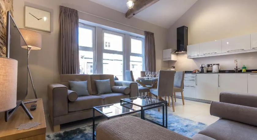 Mansio Suites Basinghall - Image 1