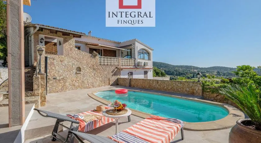Casa Serena - Image 1