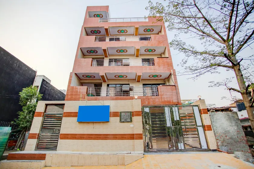 Hotel O by OYO DS Palace - Image 1