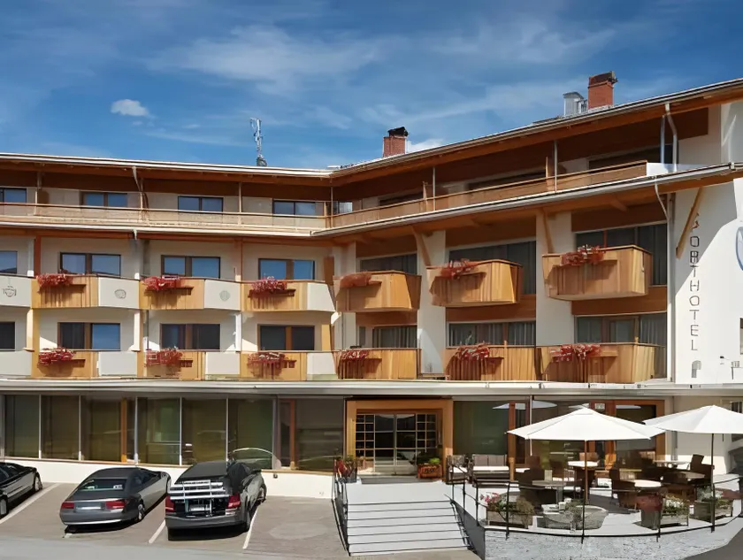 Sporthotel Rasen - Image 1