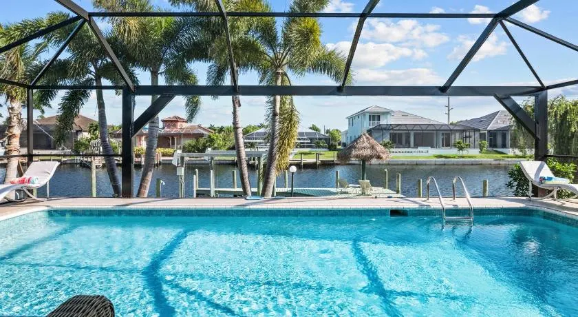 Luxury Villa Bermuda - South Facing Heated Pool Waterfront Property - Image 1