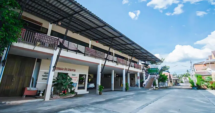 Anchalee Garden Hotel - Image 1