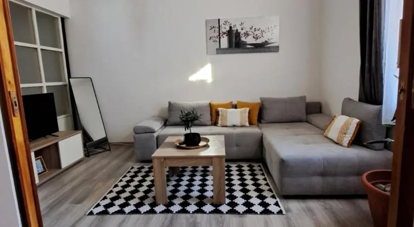 Apartman Ena & Marta - Image 1