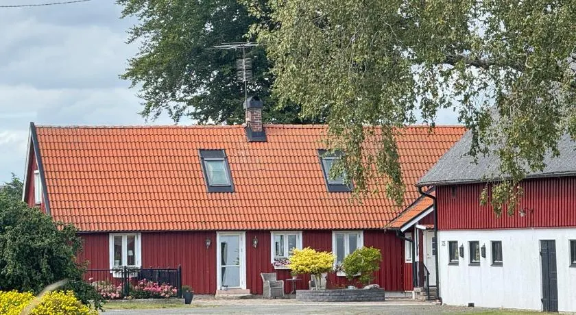 Charmigt hus på landet - Image 1