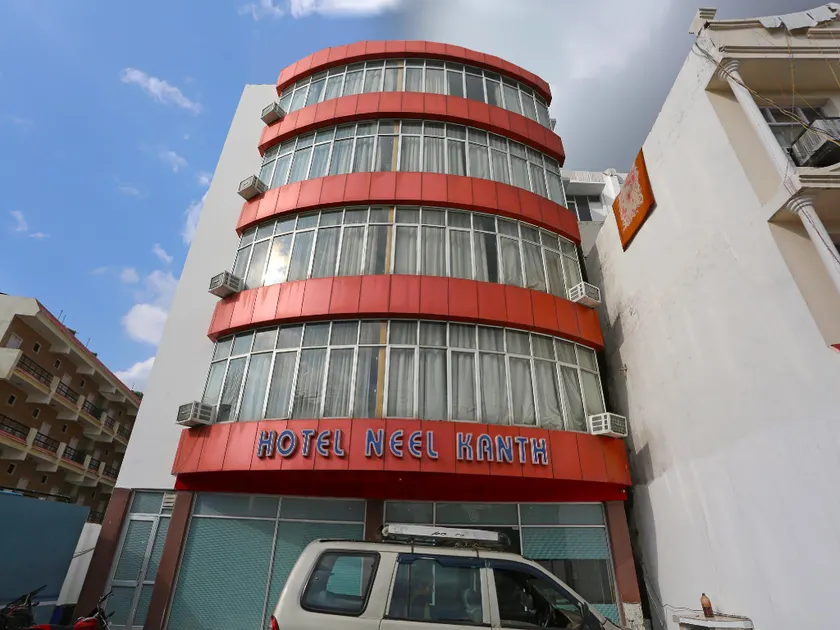 OYO 5855 Hotel Neelkanth - Image 1