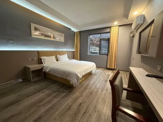 Park Hyatt Hotel (Yiyang High - speed Railway Station Fang Zhimin Memorial Hall Branch) - Image 1