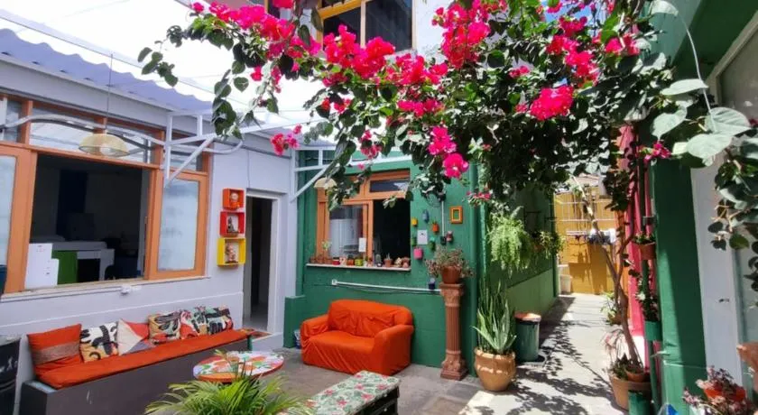 Nomads Hostel Multicultural & Coworking - Image 1