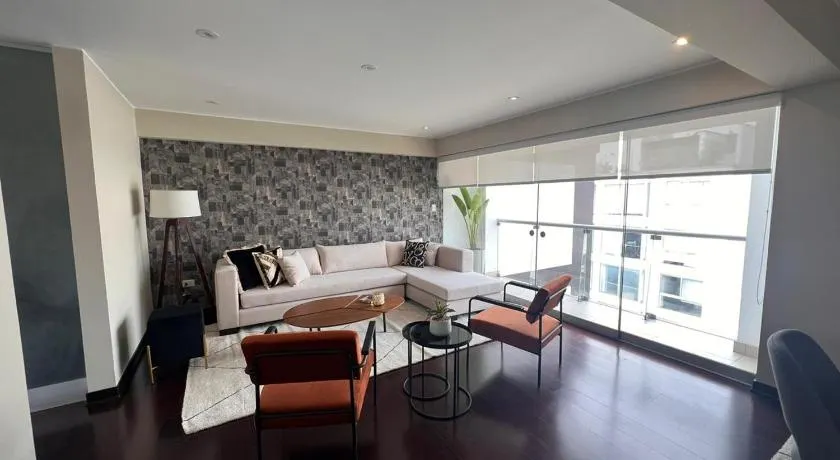 El Golf los inkas luxury Penthouse - Image 1