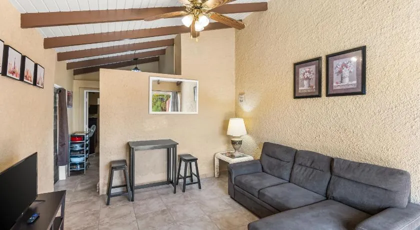 Caribbean View Style condo - Image 1