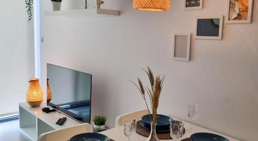 Brand New Studio with Sea View - Image 1