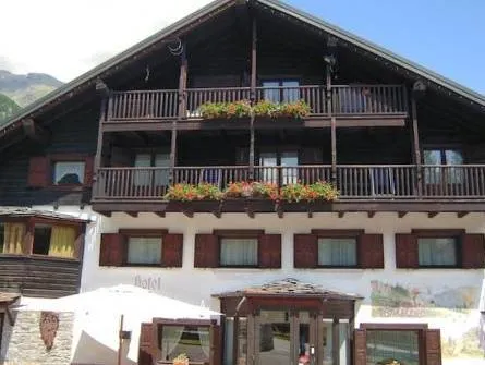 Hotel Gran Baita - Image 1