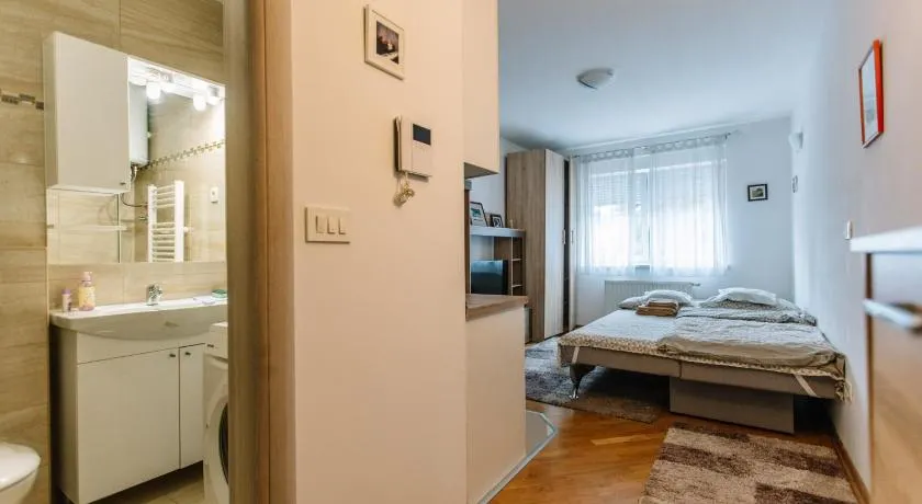 Studio Apartmani Donnie - Image 1