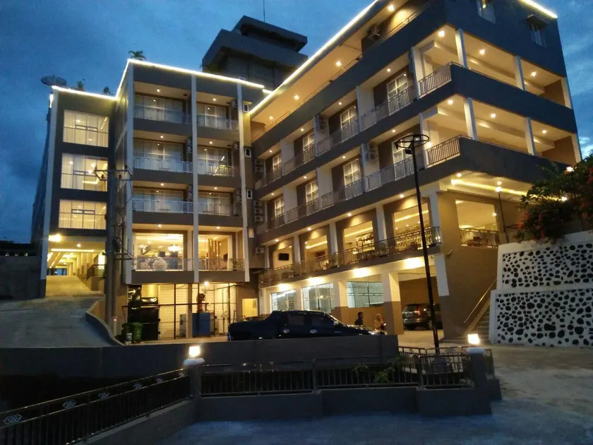 Amazing Riverside Hotel Lubuklinggau - Image 1