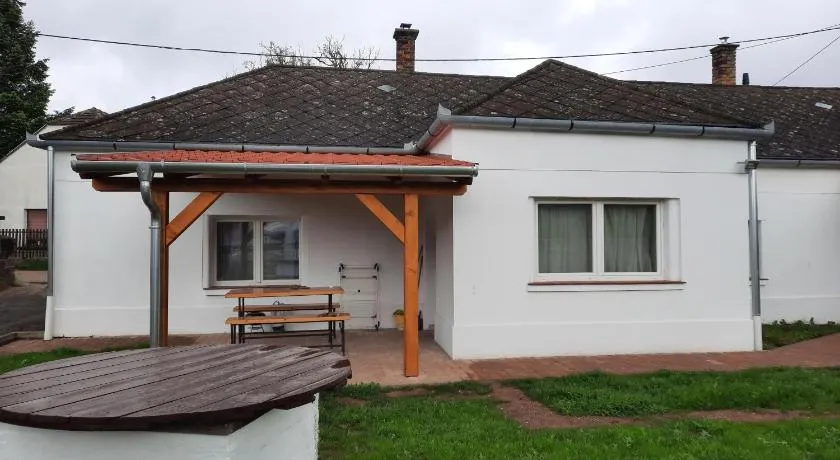 Letti Vendégház - Image 1