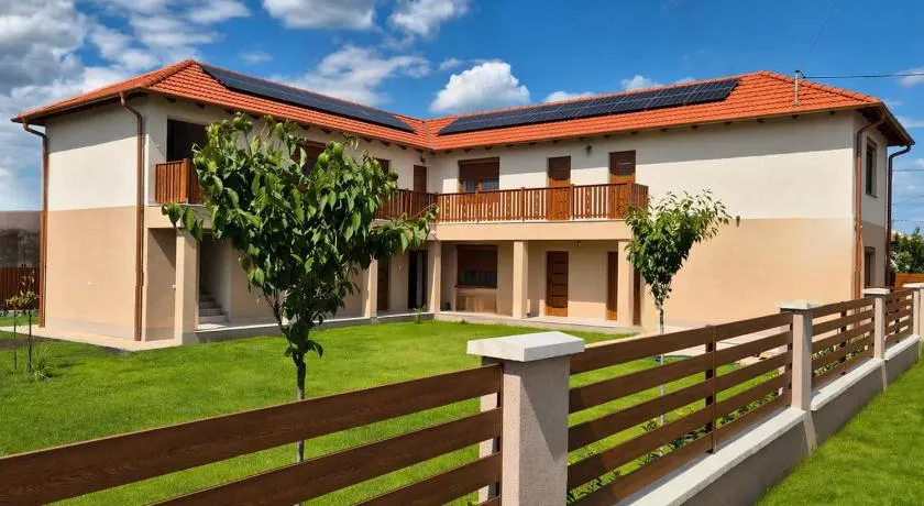 PoroszLove Vendégház - Image 1