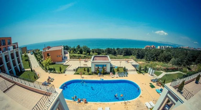Sea Fort Club & Grand Resort - Image 1