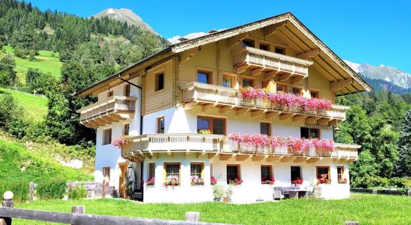 Santner alpine tauern living - Panoramic apartments with free parking - free welcome card - Image 1