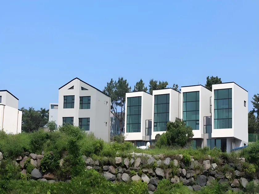Stay in Jeju Holiday House - Image 1