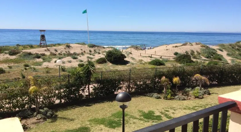 Estudio con insuperables vistas al Mar: Aparcamiento - Image 1