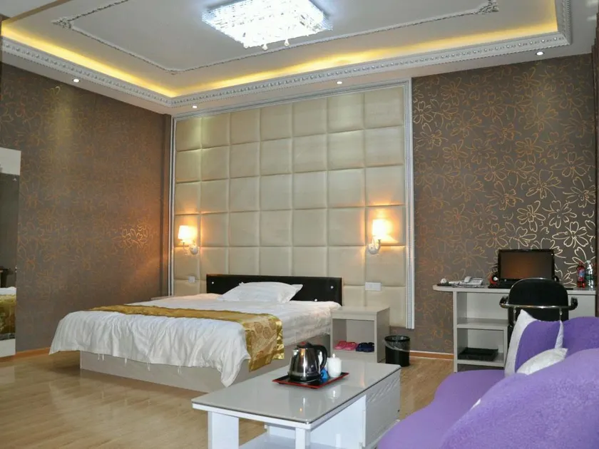 AA Room - Image 1