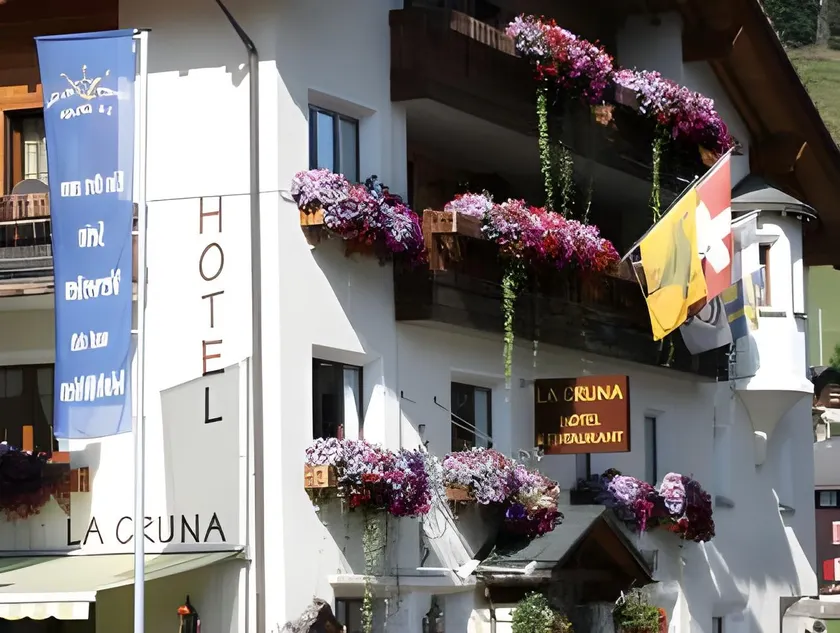 Hotel La Cruna - Image 1