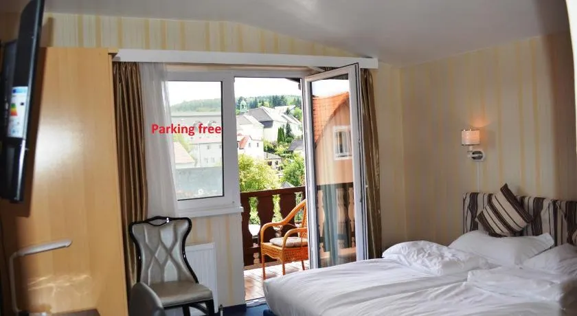 Hotel Austria - Image 1