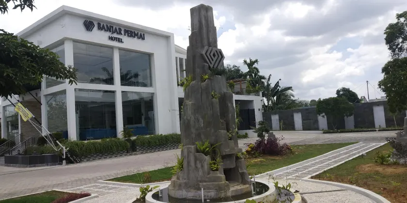 Hotel Banjar Permai - Image 1