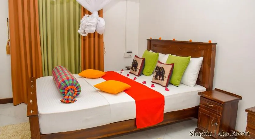 Shashin Lake Resort - Image 1