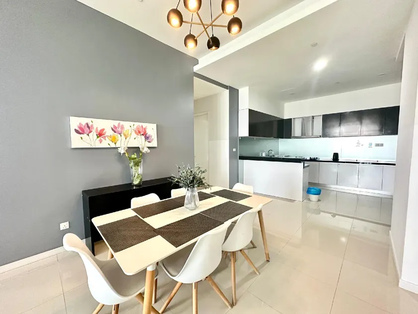 5pax Luxe Suite Paradigm Mall PJ 2BR 2 Bath - Image 1