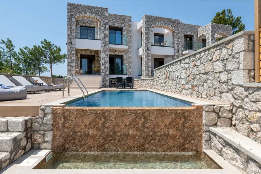 Petra Villa with Private Pool - Image 1