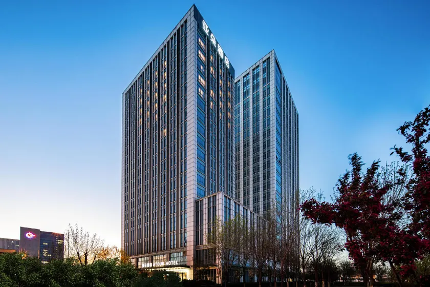 Atour Hotel Tianjin Binhai West Railway Station - Image 1