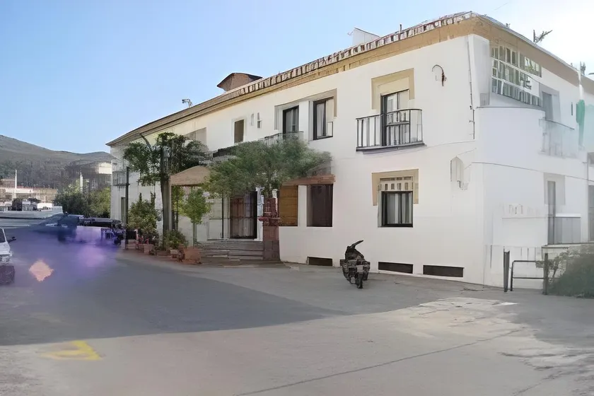 Apartahotel Playamaro by Dorobe - Image 1