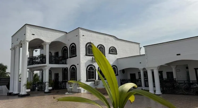 Miky Hillside Lodge - Image 1