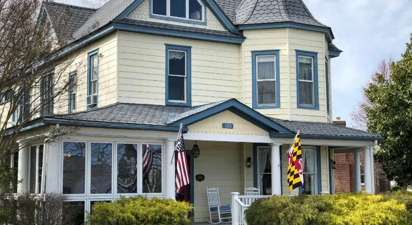 Solomons Victorian Inn - Image 1